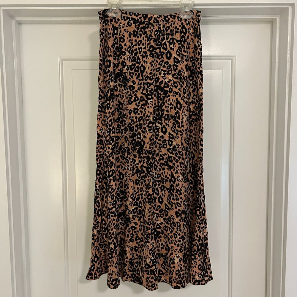 Aritzia Wilfred Leopard Print Midi Skirt
